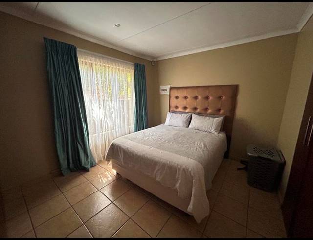 2 BEDROOM TOWNHOUSE FOR SALE IN THE REEDS